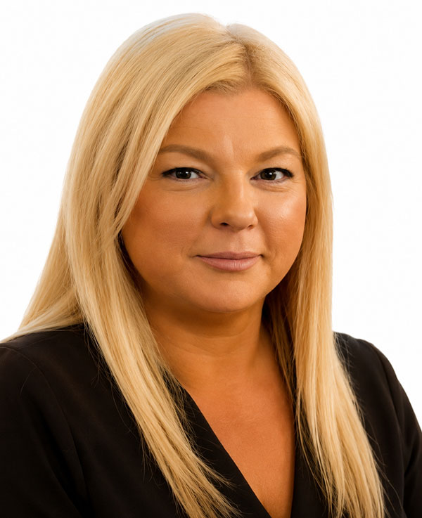 Samantha Henderson